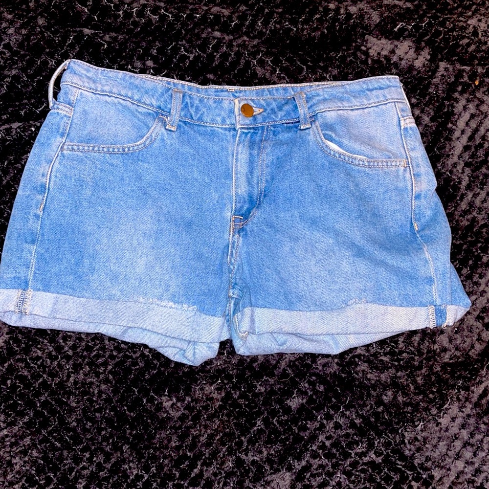 H&M Regular Waist Denim Shorts